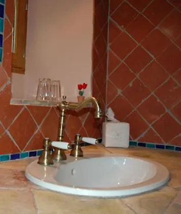 Mas Bella Cortis Bed & Breakfast La Garde Adhemar 0*,  France
